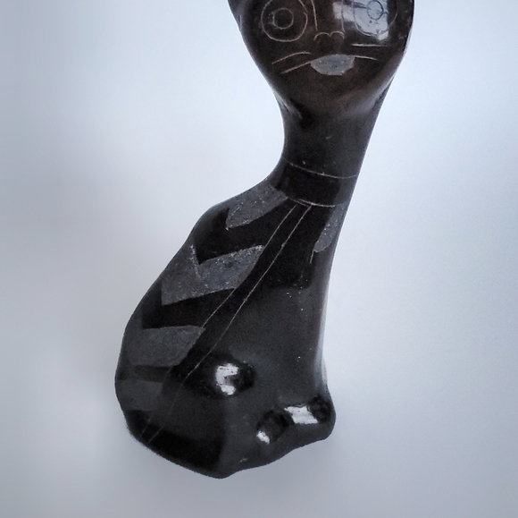 Black Clay Cat Figure, Vintage Mexican Pottery, Vtg Folk Art, Hand Etched Design - Picture 5 of 8
